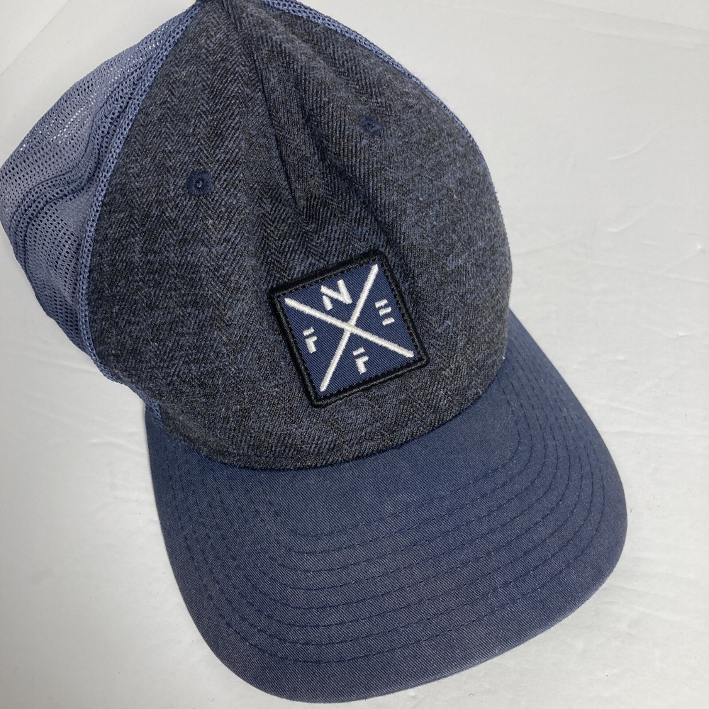 Neff Trucker Hat Unisex OS Navy Blue Charcoal Herringbone Mesh Snapback Cap